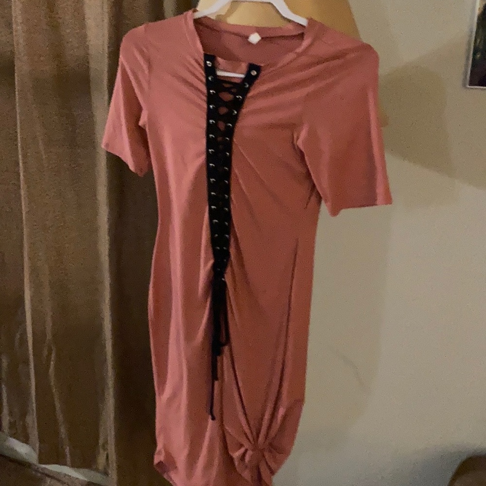 Short sleeve dress
